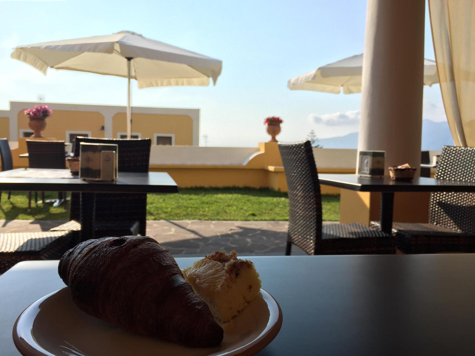 Hotel Arcangelo - Salina Санта Марина Салина Екстериор снимка