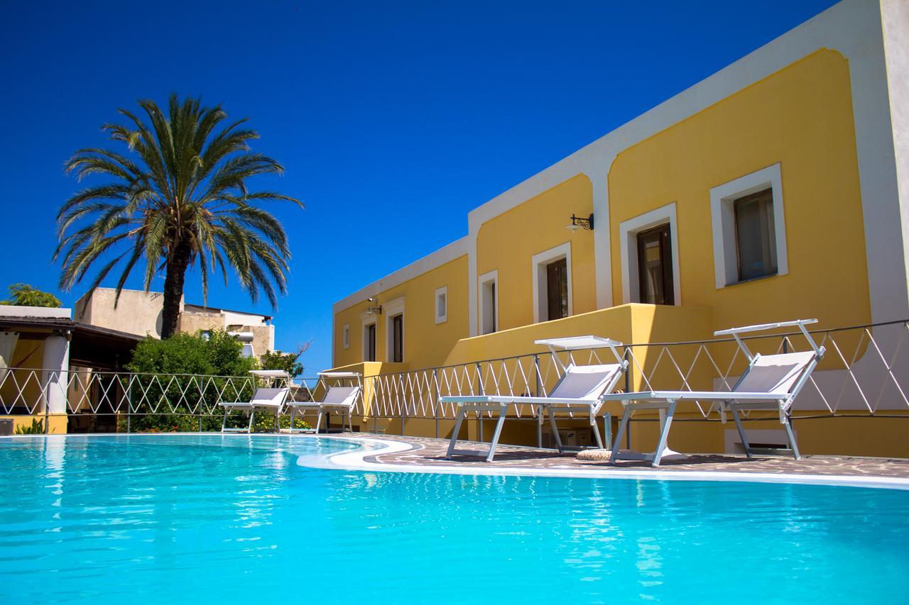 Hotel Arcangelo - Salina Санта Марина Салина Екстериор снимка