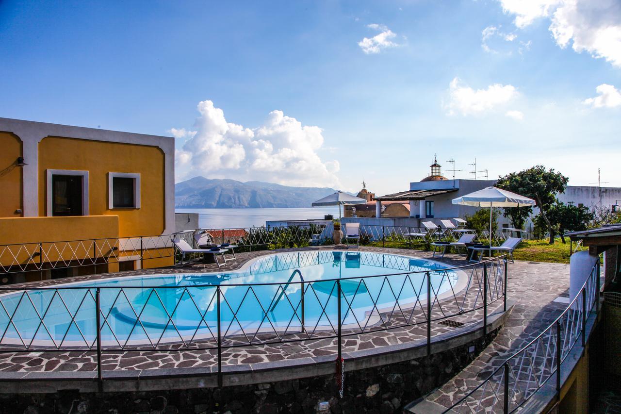 Hotel Arcangelo - Salina Санта Марина Салина Екстериор снимка